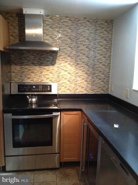 2551 Pickwick Road Baltimore, MD 21207 - Photo 8 of 26 Kitchen