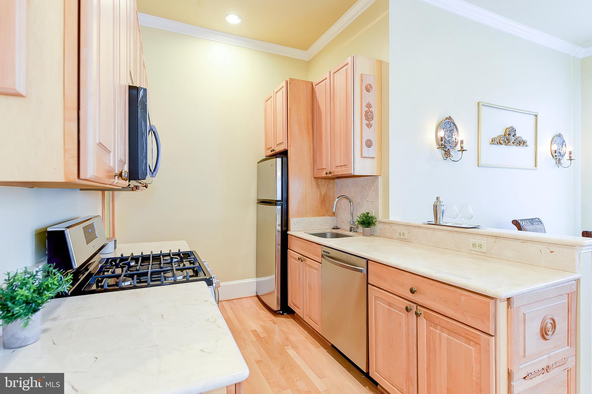 20 Logan Circle Northwest, Unit 12 Washington, DC 20005 - Photo 12 of 36