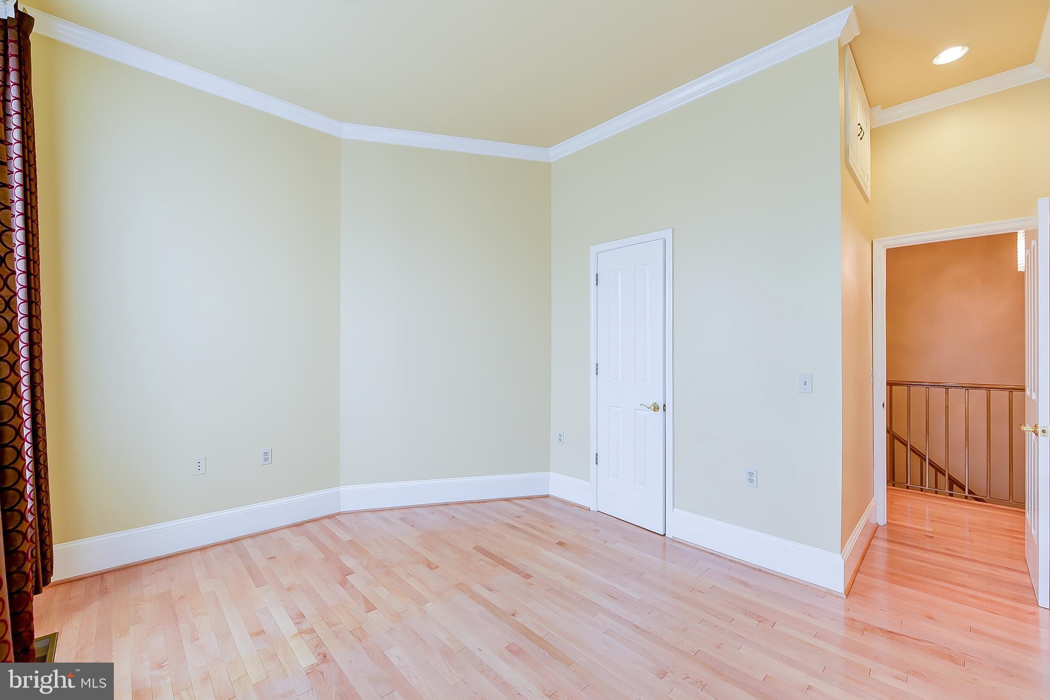 20 Logan Circle Northwest, Unit 12 Washington, DC 20005 - Photo 19 of 36