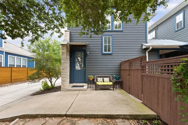 $2,000 | 2600 Tom Miller Street, Unit B, Austin, TX 78723