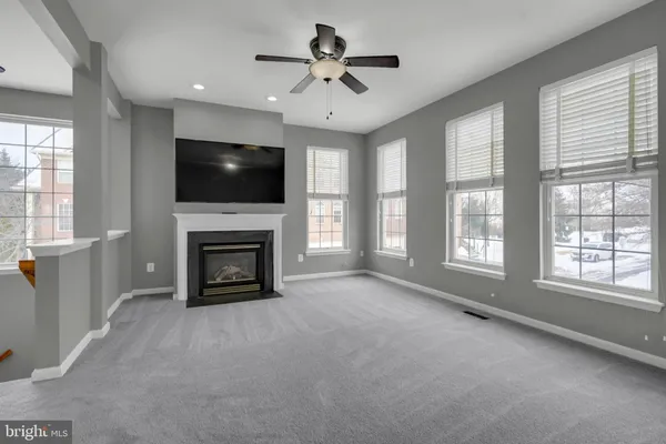 $3,250 | 20863 Cosworth Terrace, Sterling, VA 20165