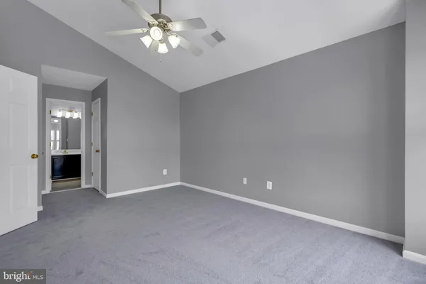 $3,250 | 20863 Cosworth Terrace, Sterling, VA 20165