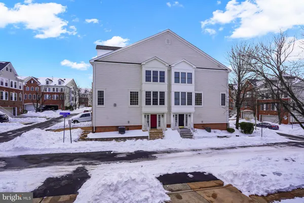 $3,250 | 20863 Cosworth Terrace, Sterling, VA 20165