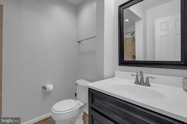 $3,250 | 20863 Cosworth Terrace, Sterling, VA 20165