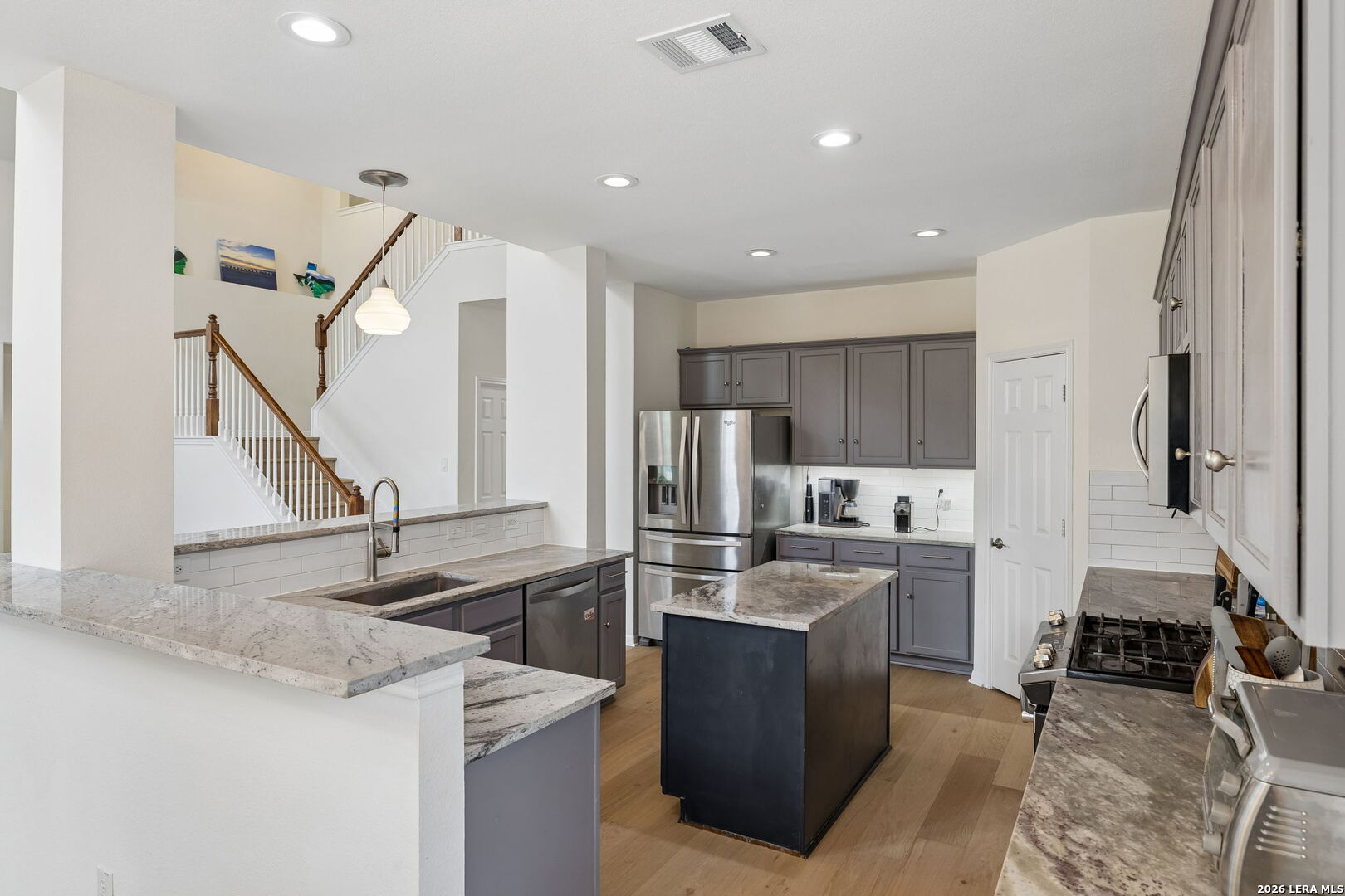 8918 Los Sonoma Rio Helotes, TX 78023 - Photo 9 of 42