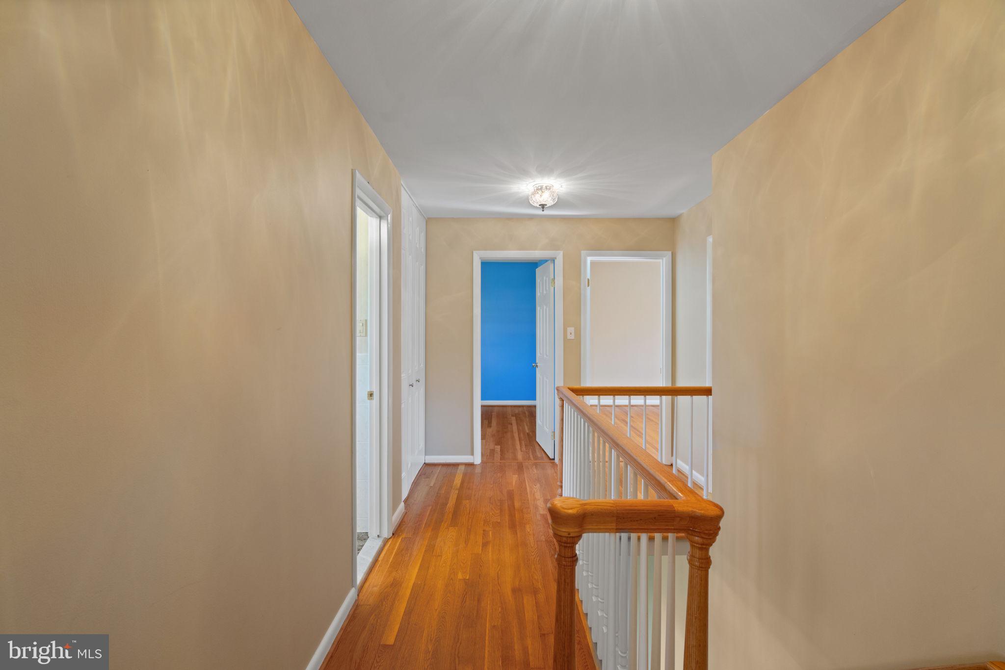 2416 Silver Fox Lane Reston, VA 20191 - Photo 31 of 60 Upper level Hallway