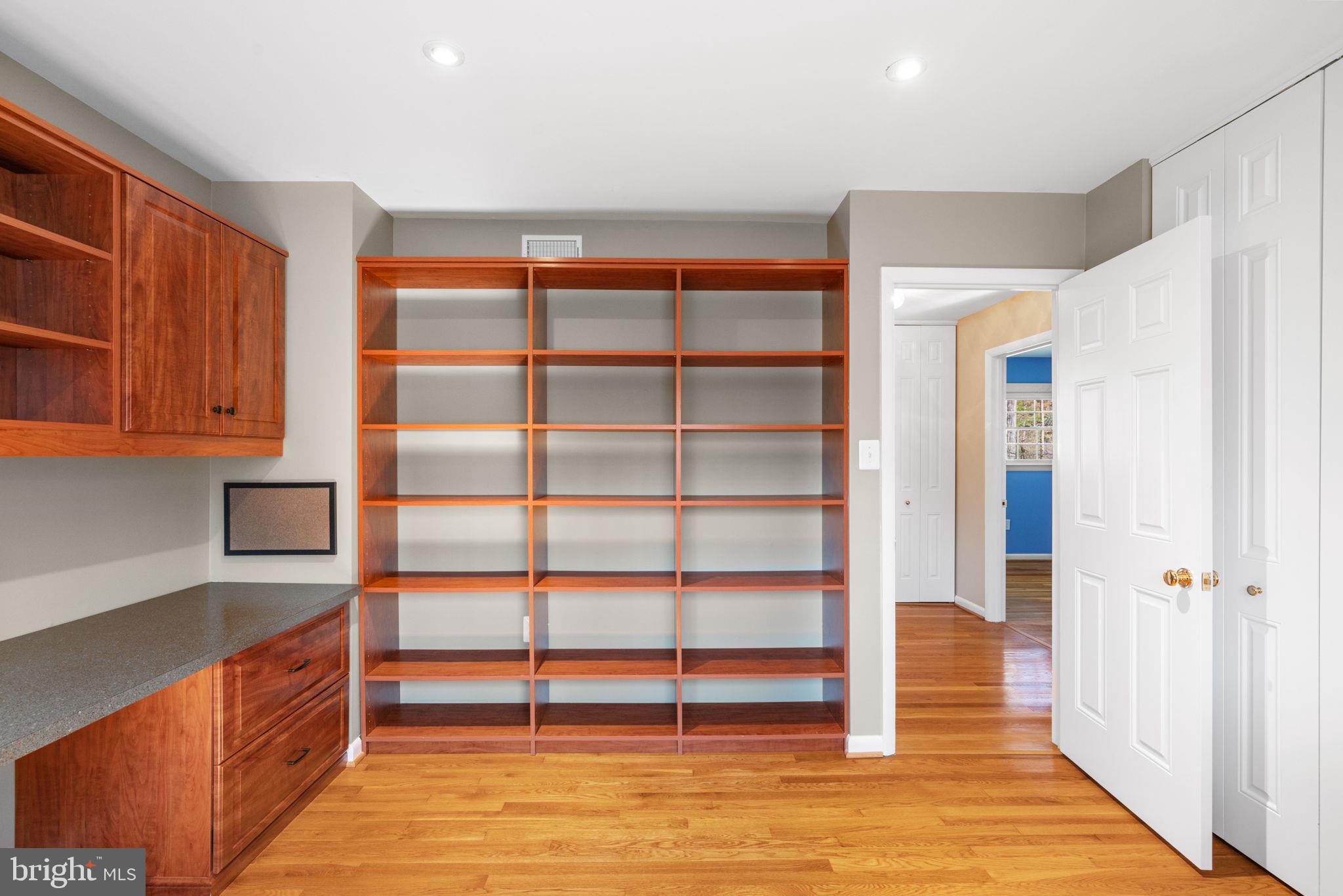 2416 Silver Fox Lane Reston, VA 20191 - Photo 40 of 60 Or Home Office