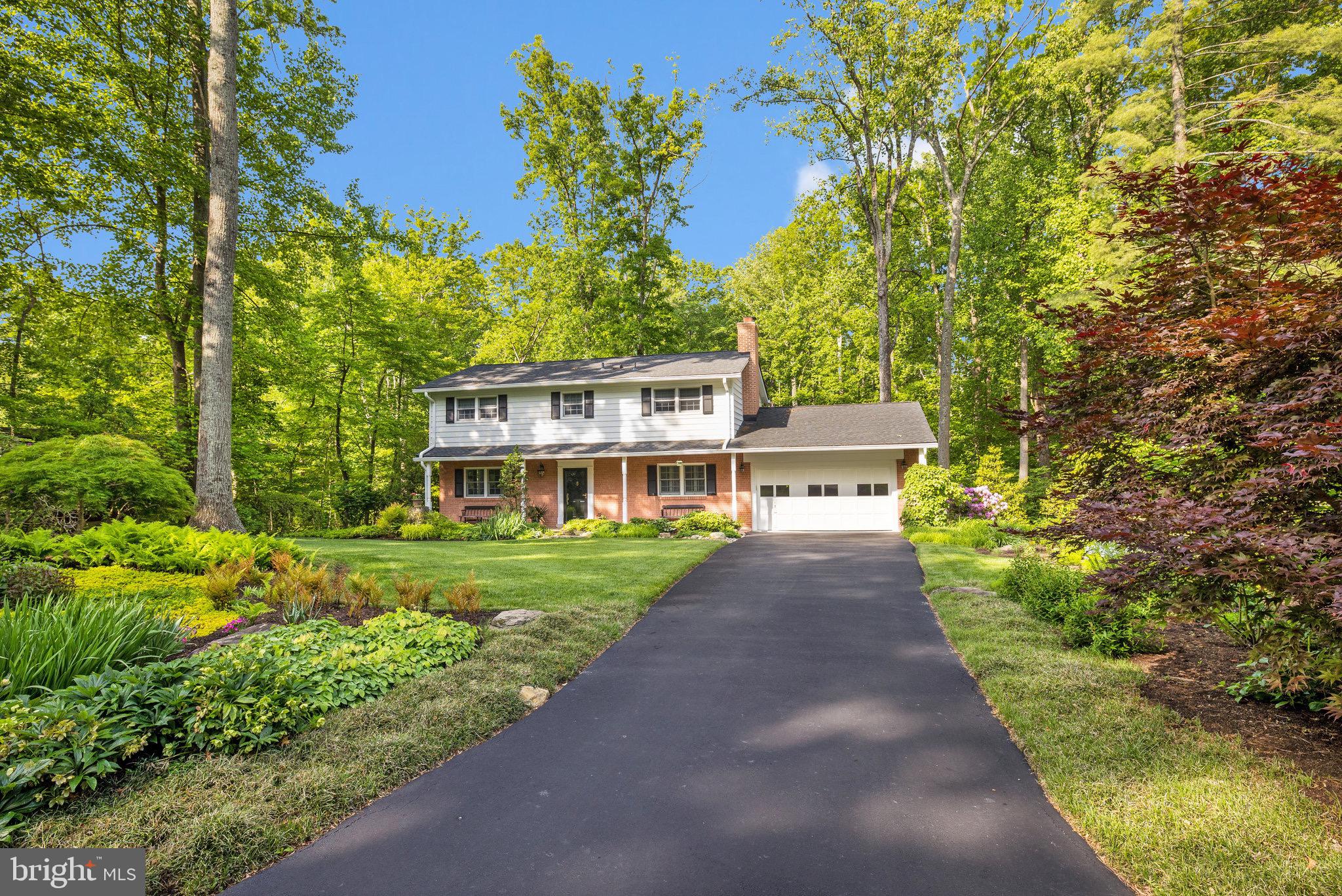 2416 Silver Fox Lane Reston, VA 20191 - Photo 4 of 60 2-Car Garage & Extra Long Driveway