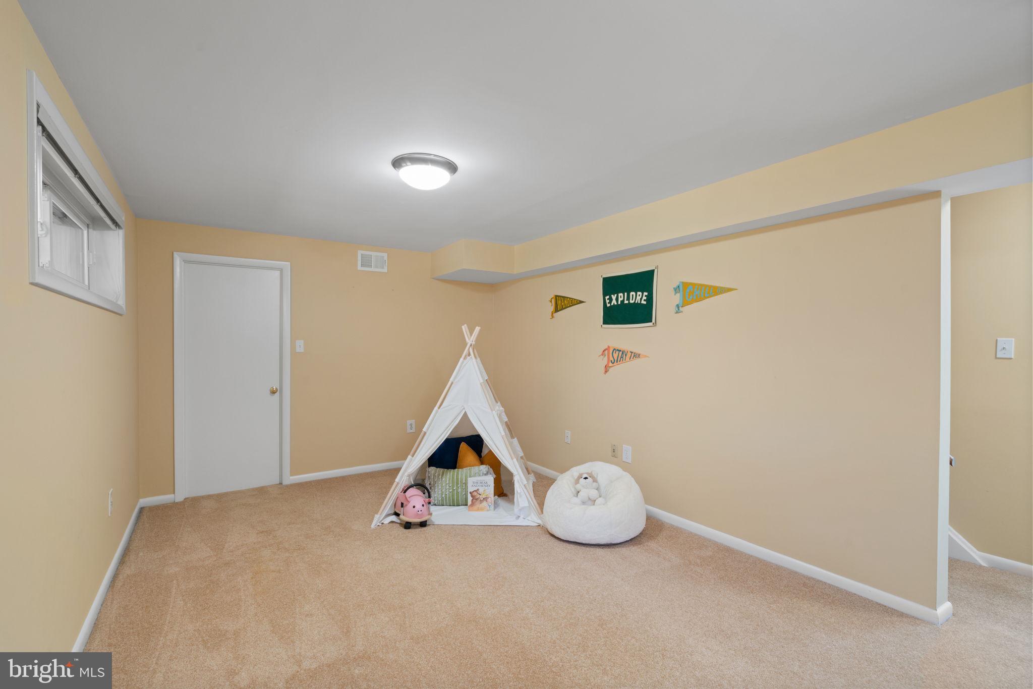 2416 Silver Fox Lane Reston, VA 20191 - Photo 49 of 60 Perfect Space for Playtime