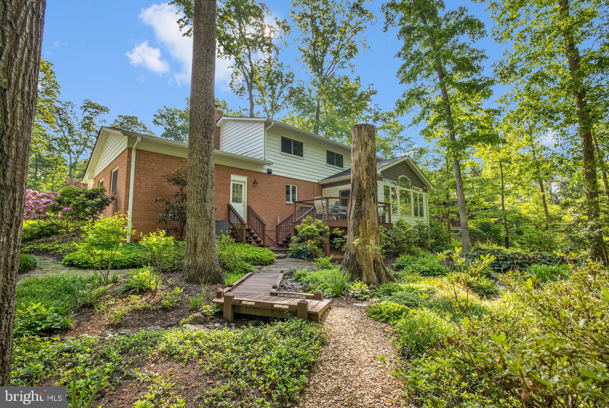 2416 Silver Fox Lane Reston, VA 20191 - Photo 7 of 60