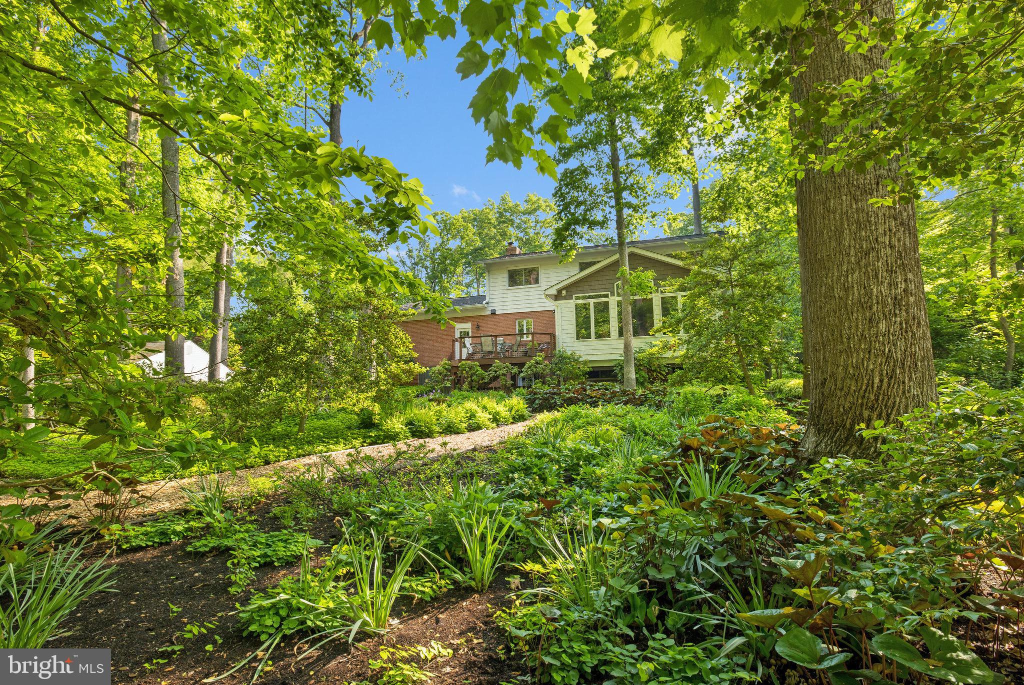 2416 Silver Fox Lane Reston, VA 20191 - Photo 9 of 60