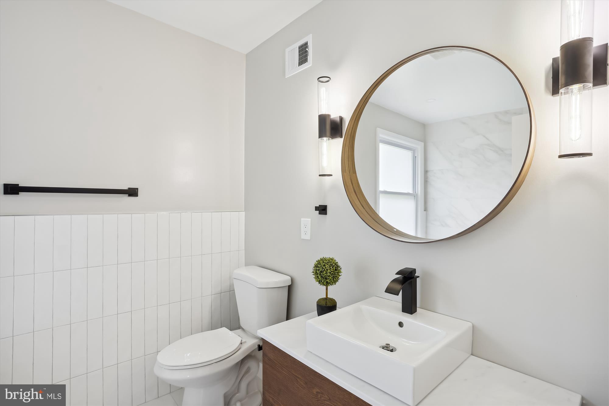 6117 Montrose Road Cheverly, MD 20785 - Photo 4 of 43 Gallery Image 4