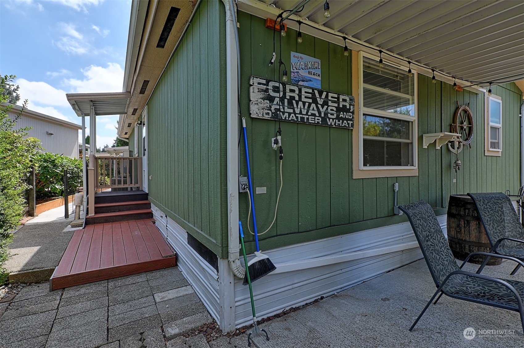 23825 15th Avenue Southeast, Unit 93 Bothell, WA 98021 - Photo 14 of 21 a backyard of a house