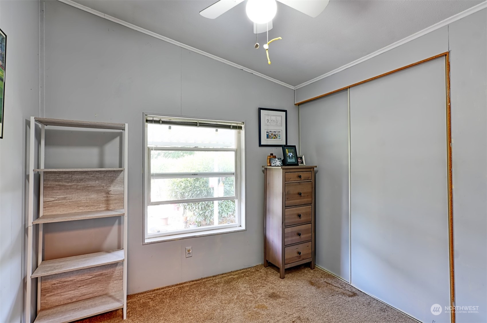 23825 15th Avenue Southeast, Unit 93 Bothell, WA 98021 - Photo 9 of 21 a view of an empty room with a window
