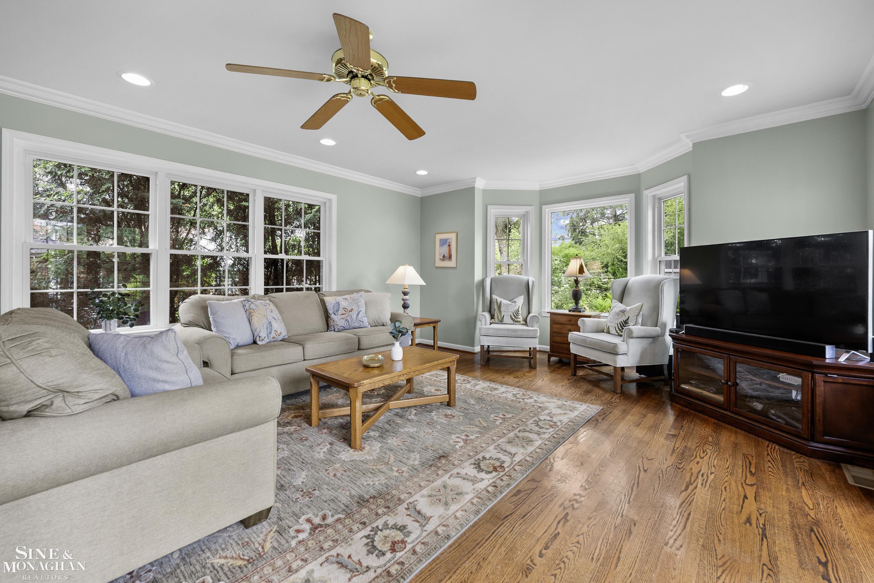 1427 North Renaud Road Grosse Pointe, MI 48236 - Photo 19 of 52 50175423-e34f9ace-1cf0-4028-8cb3-3273eee212d0.JPG
