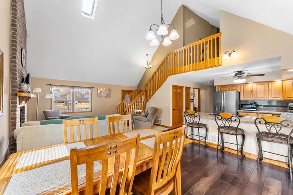 $329,900 | 8507 51st St Court, Coal Valley, IL 61240
