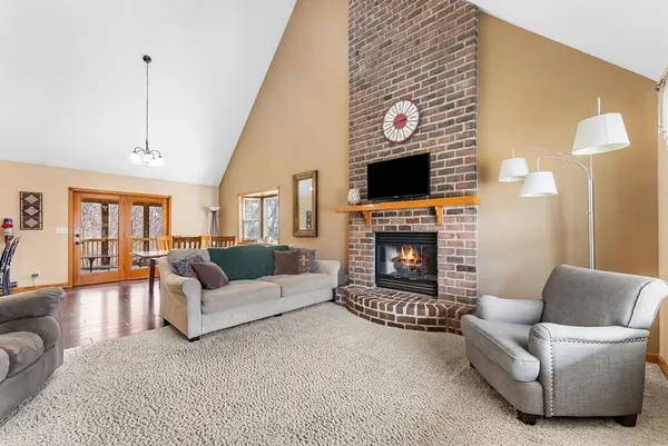 $329,900 | 8507 51st St Court, Coal Valley, IL 61240