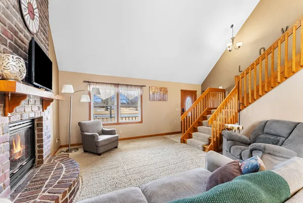 $329,900 | 8507 51st St Court, Coal Valley, IL 61240