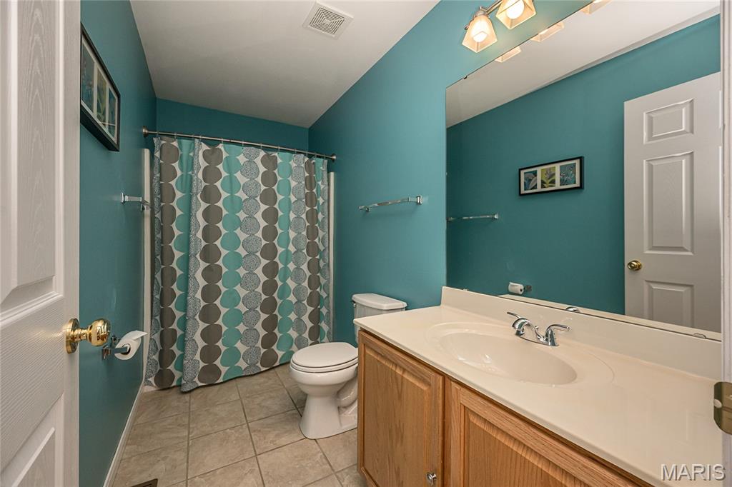 1566 Buckhurst Court Ballwin, MO 63021 - Photo 35 of 53