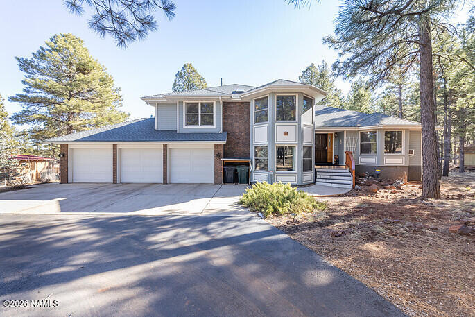 360 South Golden Mdws Trail Williams, AZ 86046 - Photo 3 of 29 Curb Appeal