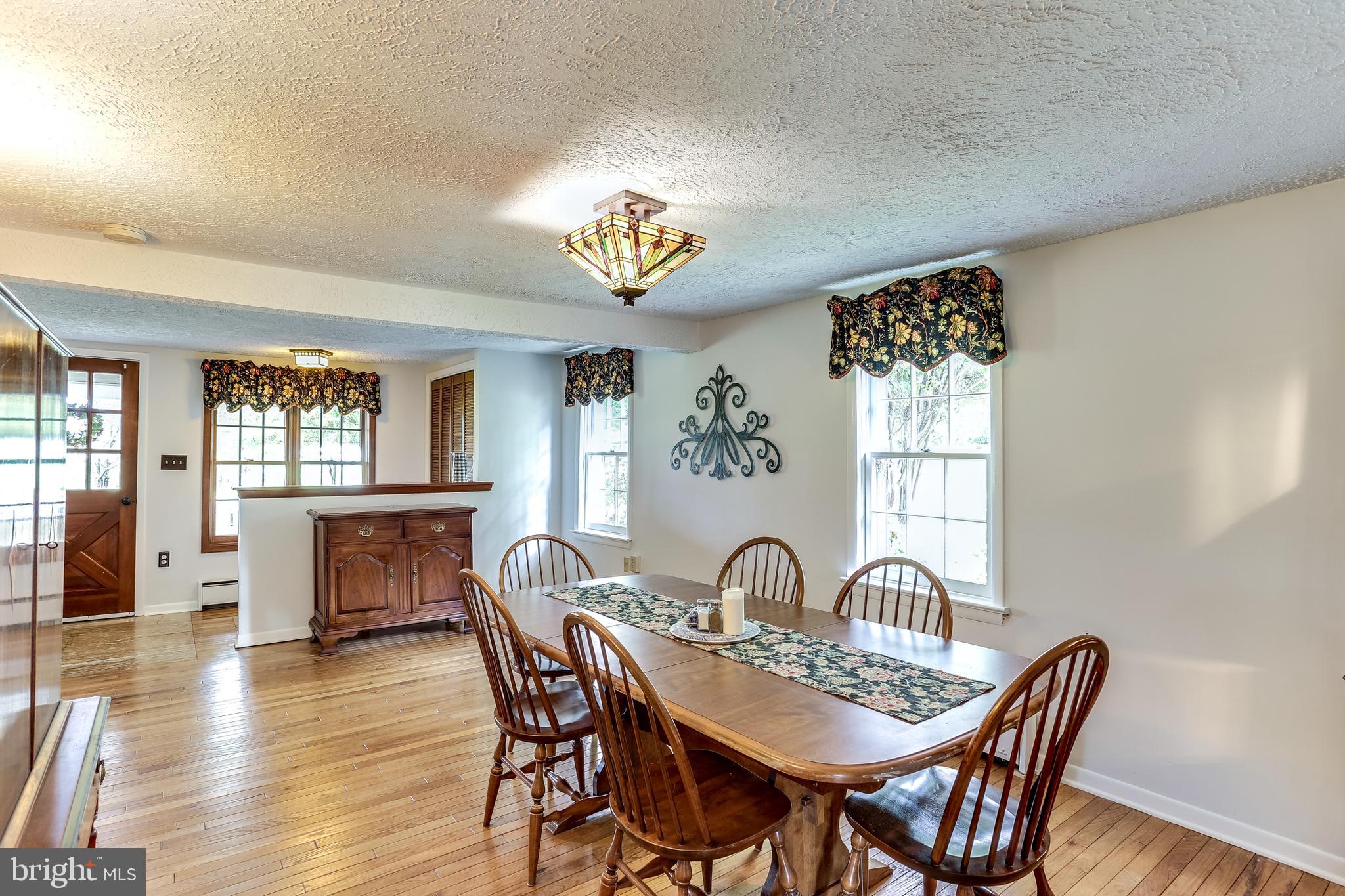 13829 Howard Road Dayton, MD 21036 - Photo 4 of 42 Dining Room