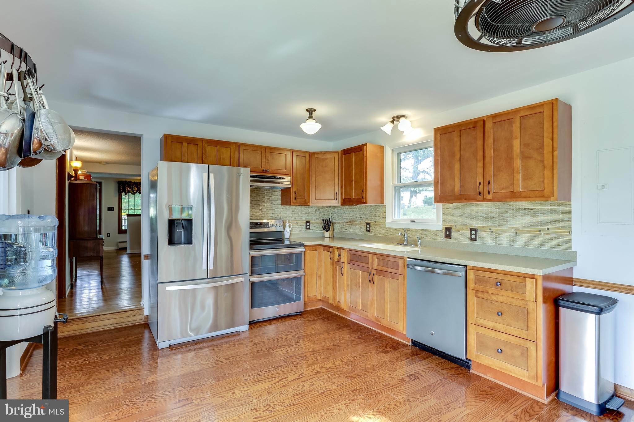 13829 Howard Road Dayton, MD 21036 - Photo 7 of 42 Kitchen