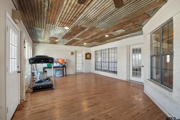 $353,000 | 410 Shande Drive, Whitehouse, TX 75791