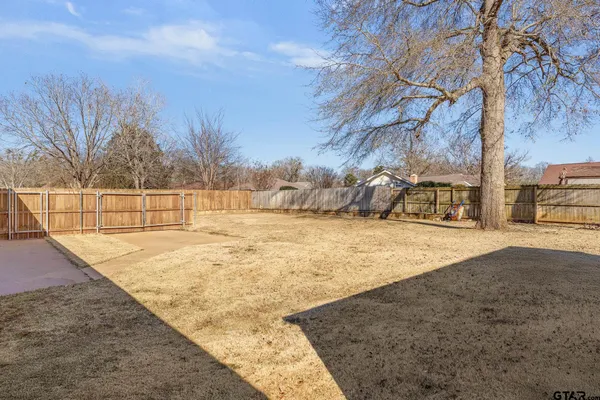 $353,000 | 410 Shande Drive, Whitehouse, TX 75791