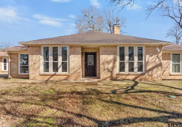 $353,000 | 410 Shande Drive, Whitehouse, TX 75791