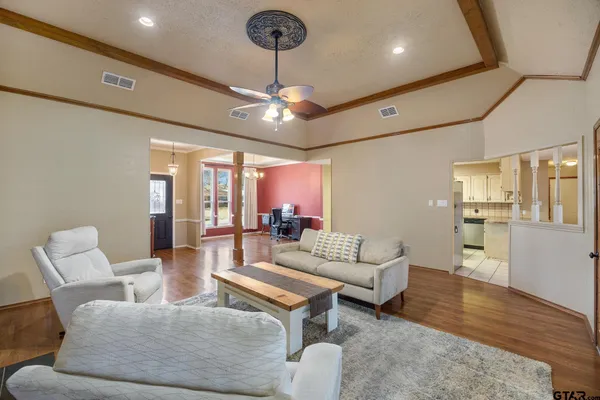 $353,000 | 410 Shande Drive, Whitehouse, TX 75791