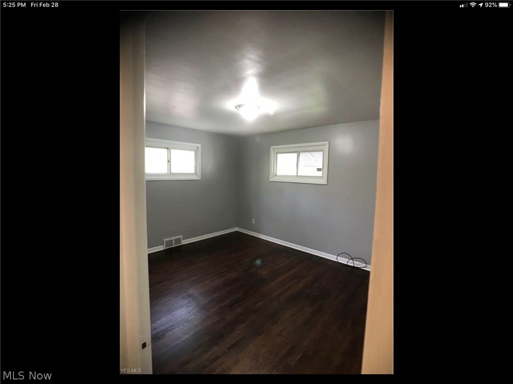 378 Greenvale Road South Euclid, OH 44121 - Photo 6 of 16