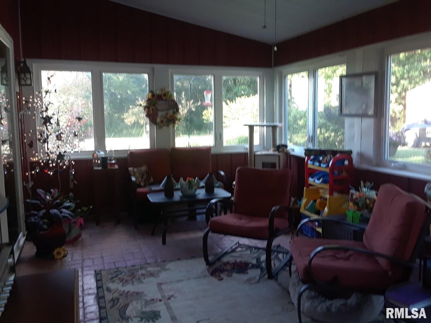 11018 Berry Brook Road Modesto, IL 62667 - Photo 12 of 31
