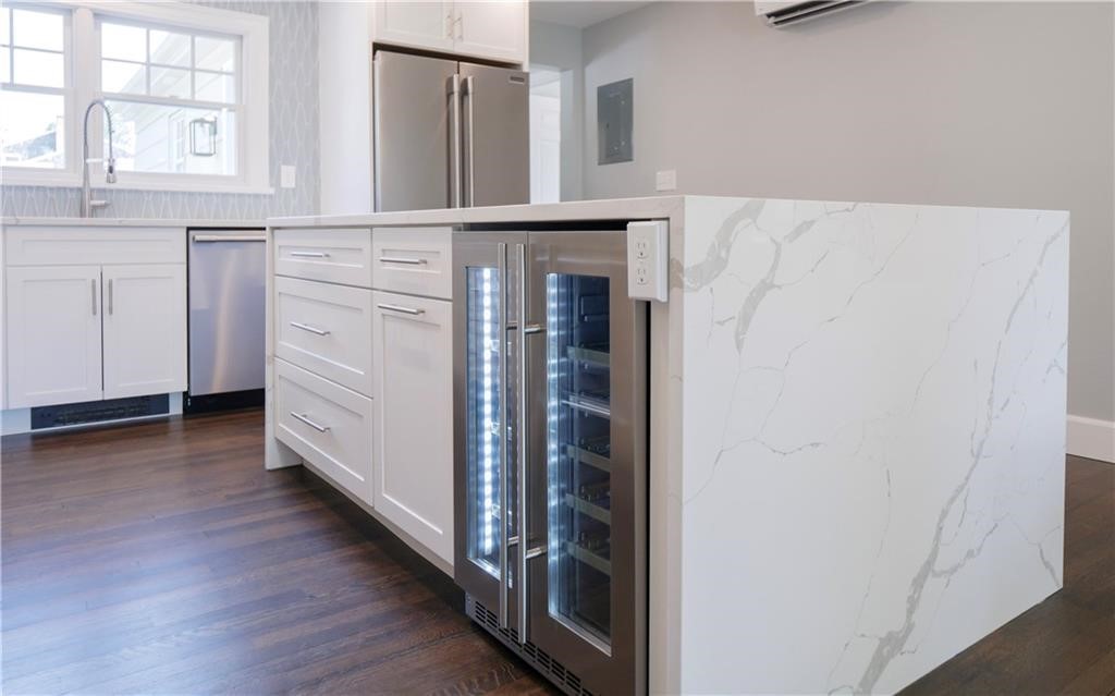 118 Ruggles Avenue, Unit 101 Newport, RI 02840 - Photo 18 of 44