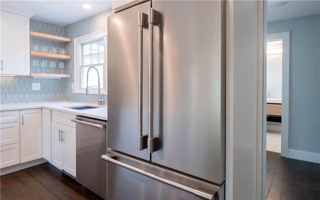 118 Ruggles Avenue, Unit 101 Newport, RI 02840 - Photo 25 of 44