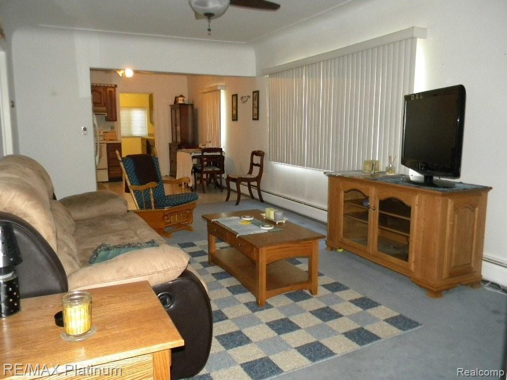 11102 Clyde Road Fenton, MI 48430 - Photo 11 of 25 Spacious Living Room