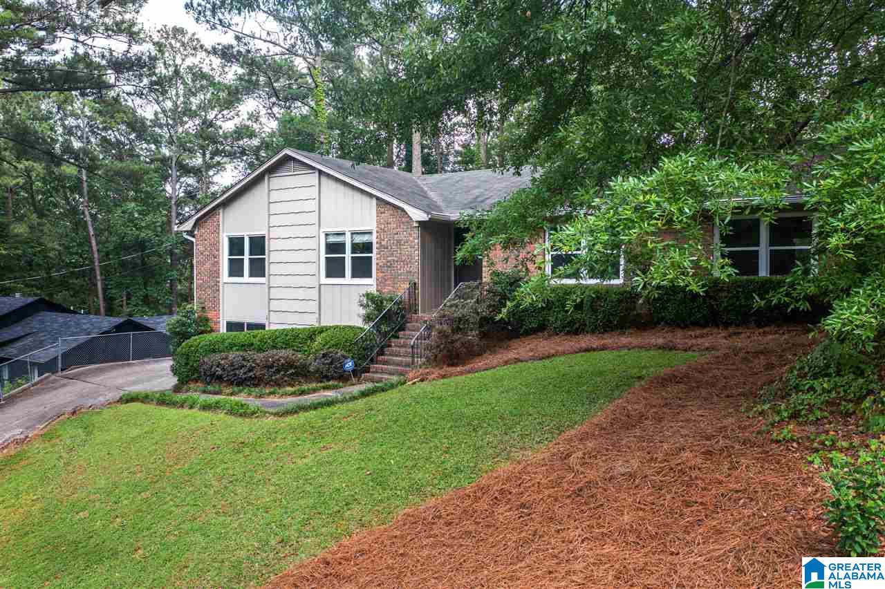 3486 Ridgecrest Drive Birmingham, AL 35216 - Photo 2 of 37
