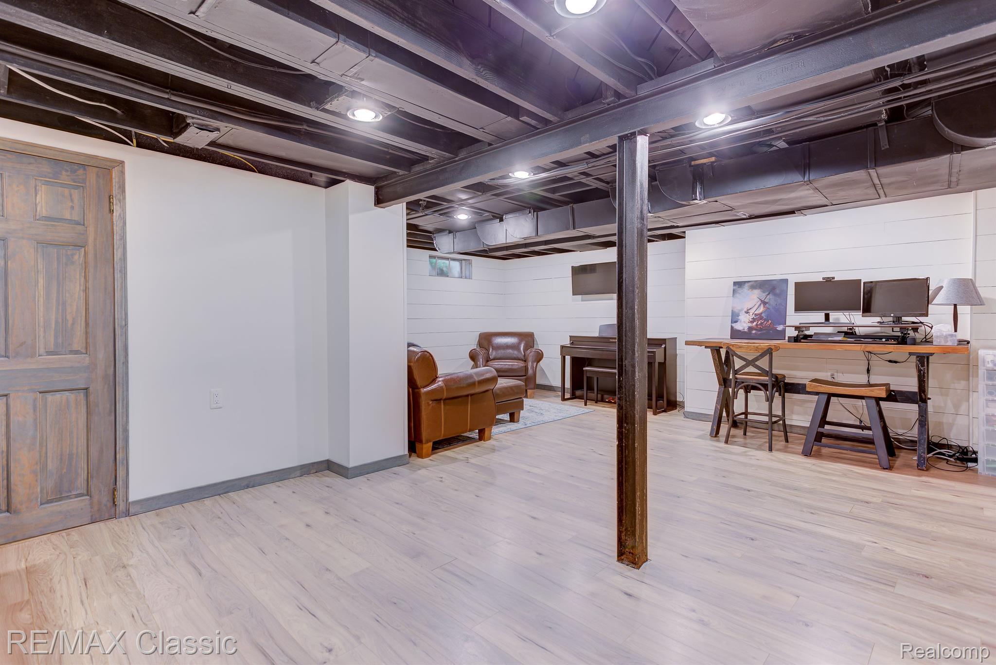 1673 Dorothea Road Berkley, MI 48072 - Photo 29 of 41 Gallery Image 29