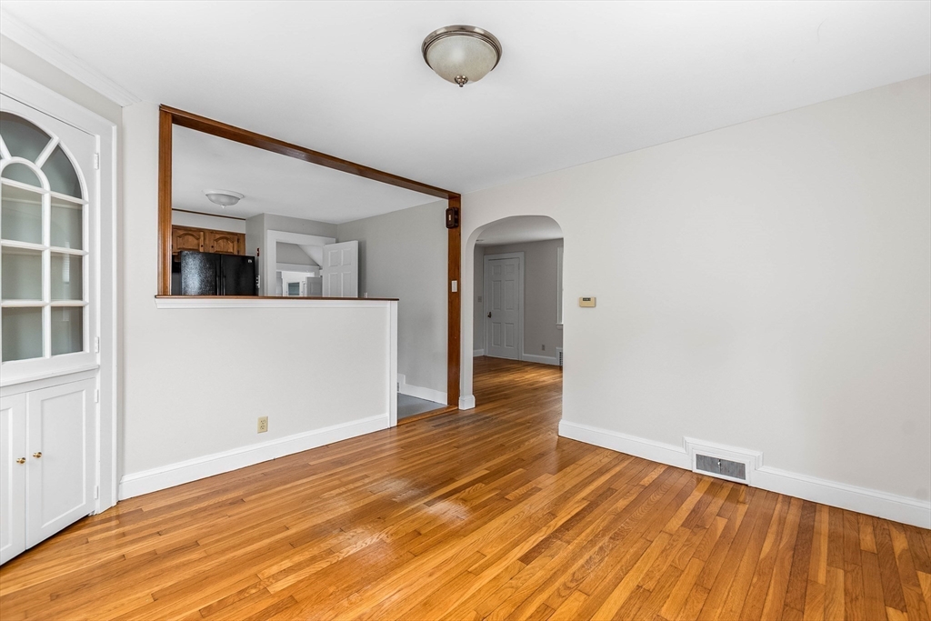 862 Pleasant Street Canton, MA 02021 - Photo 6 of 28