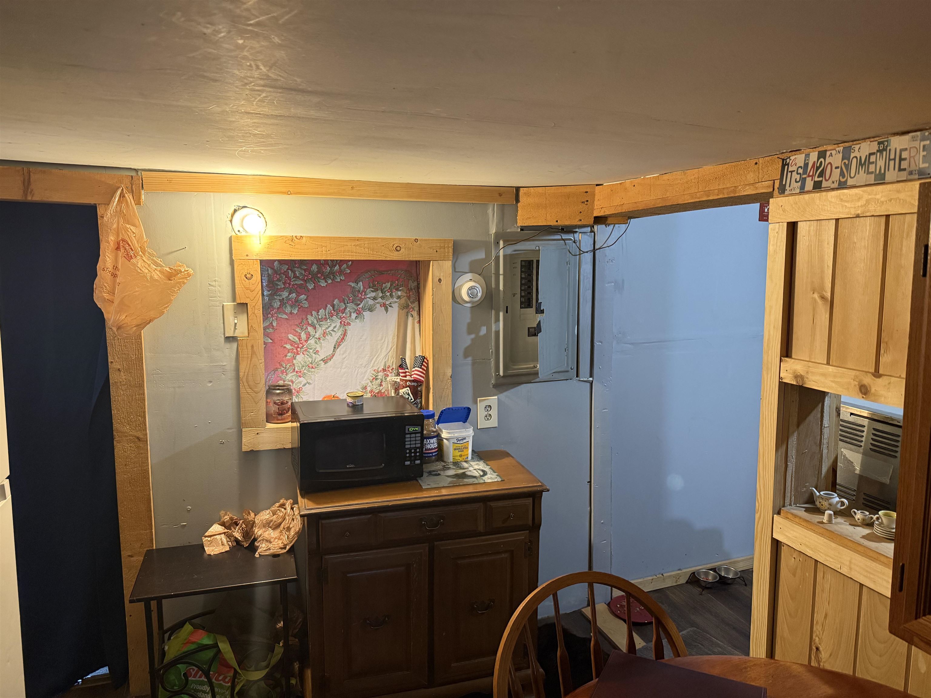 386 Straits Road New Hampton, NH 03256 - Photo 5 of 9