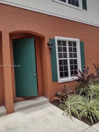 $325,000 | 716 Southwest 2nd Way, Pompano Beach, FL 33060