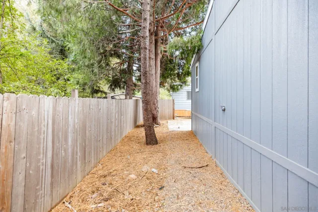 $194,900 | 22899 Byron Road, Unit SPC 108, Crestline, CA 92325