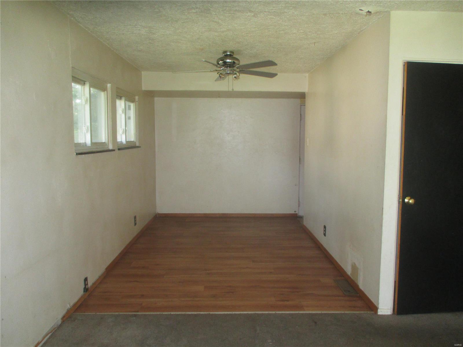 10624 Glen Garry Road St. Louis, MO 63137 - Photo 4 of 21 Gallery Image 4