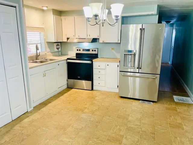 $220,000 | 108 East Hillside Drive, Seffner, FL 33584