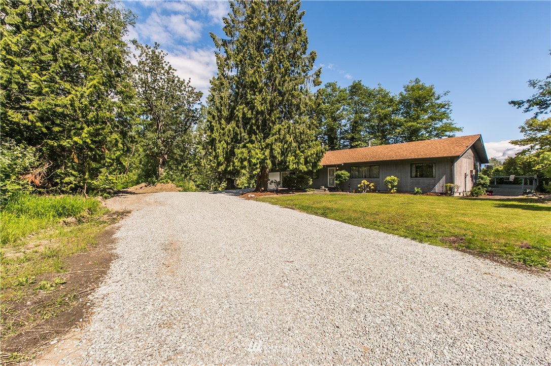 6524 Bow Hill Frontage Road Bow, WA 98232 - Photo 4 of 25 Gallery Image 4