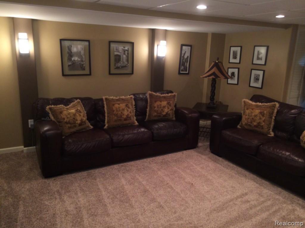 3480 Eastham Road Dearborn, MI 48120 - Photo 35 of 75 30.jpg