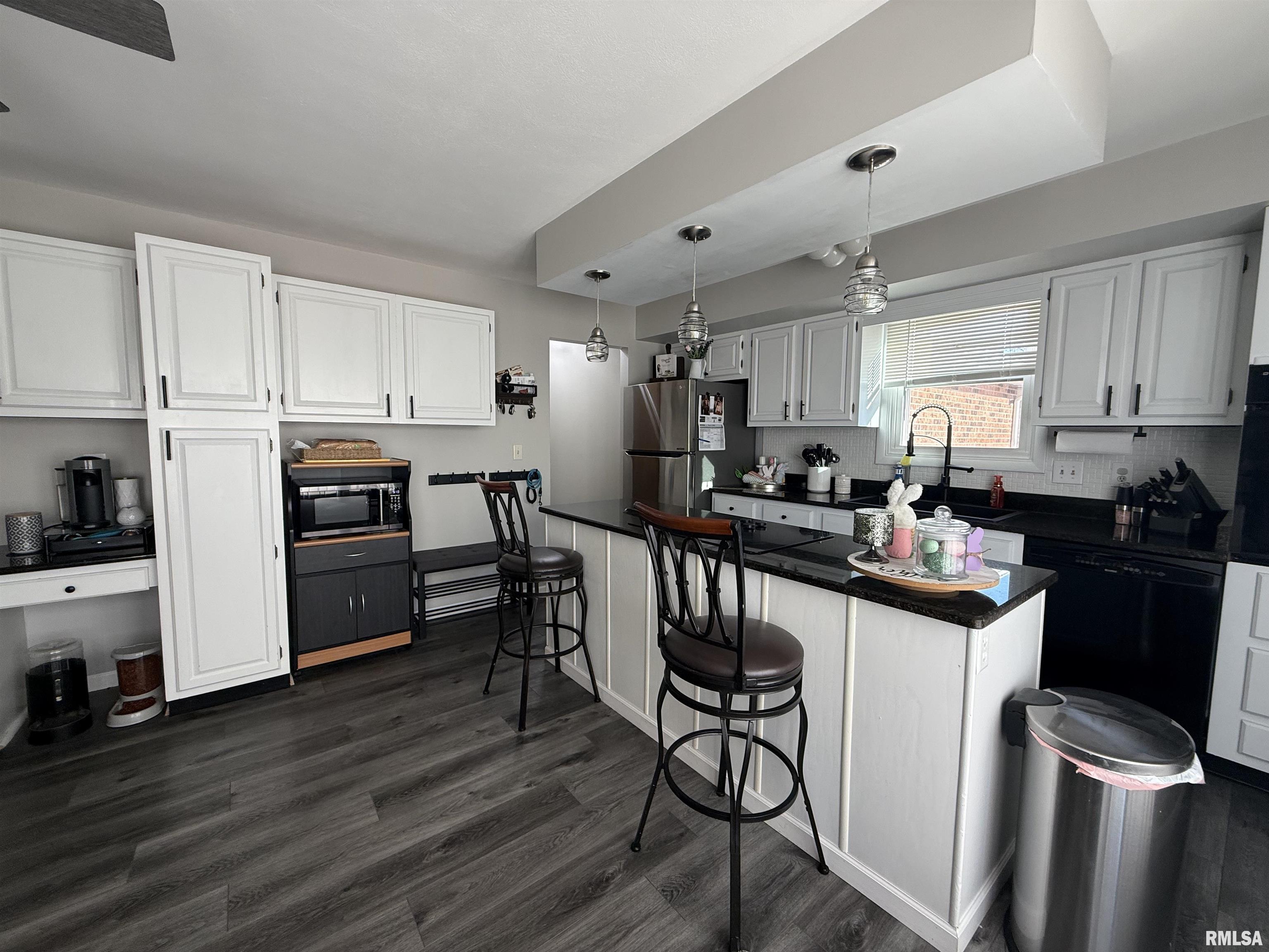 45 Lincoln Road Canton, IL 61520 - Photo 15 of 55