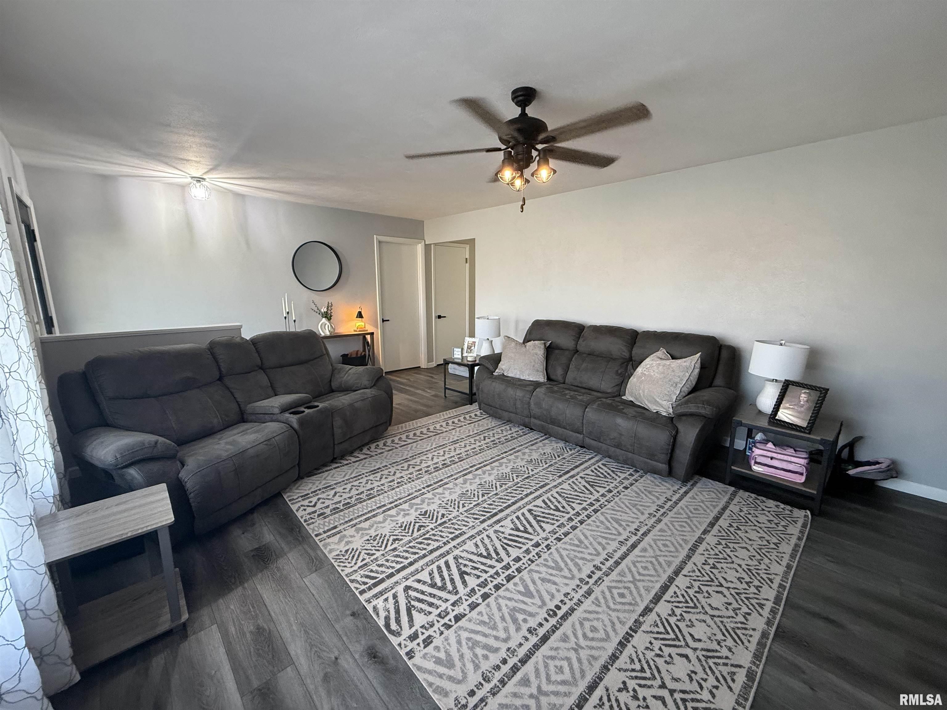 45 Lincoln Road Canton, IL 61520 - Photo 37 of 55