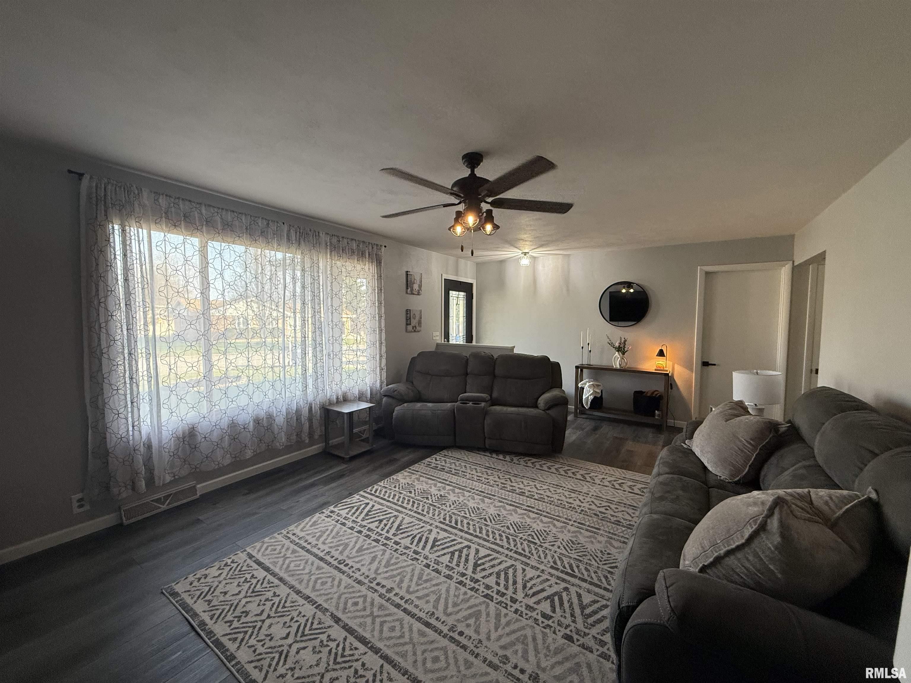 45 Lincoln Road Canton, IL 61520 - Photo 40 of 55