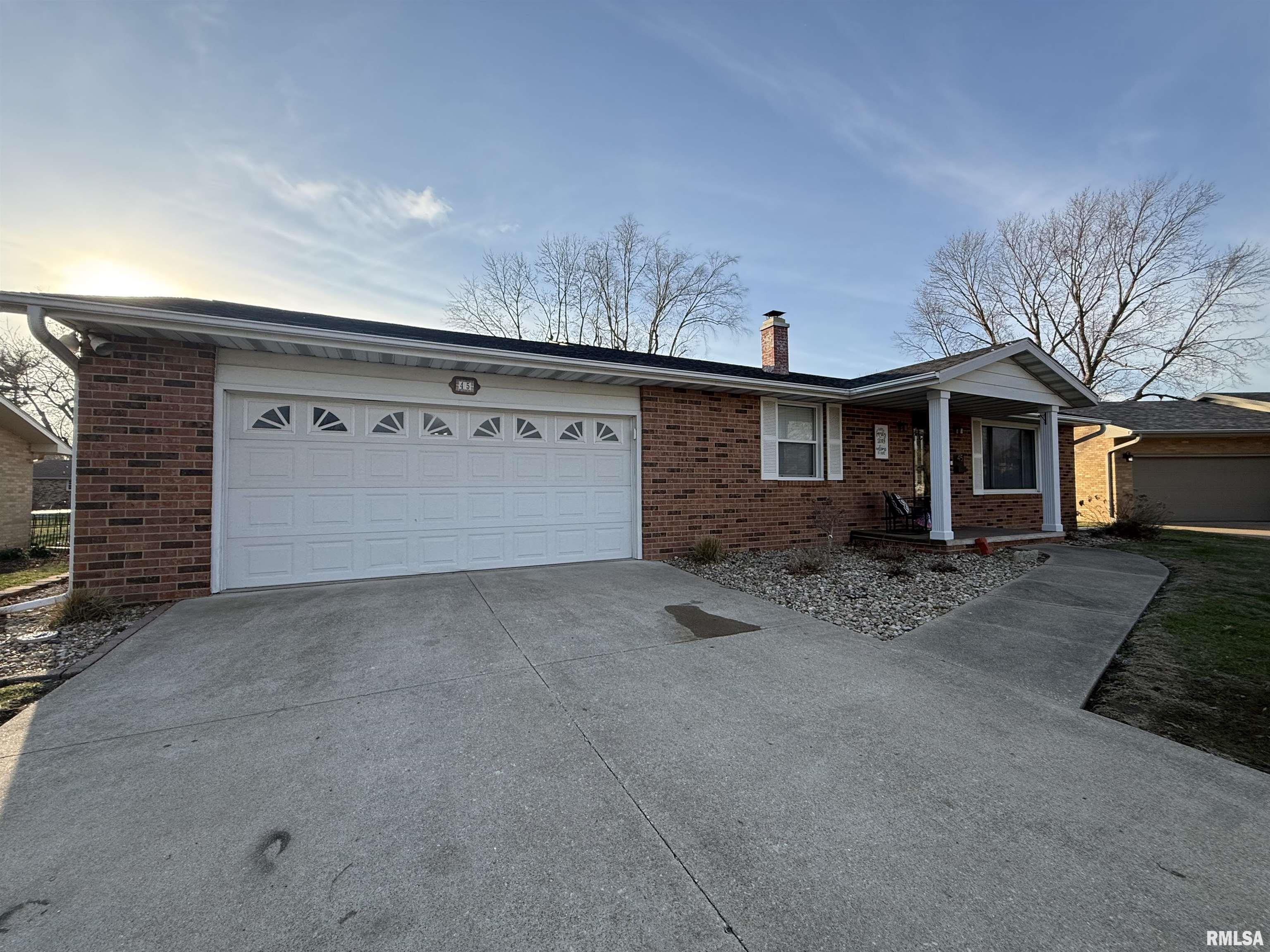 45 Lincoln Road Canton, IL 61520 - Photo 8 of 55