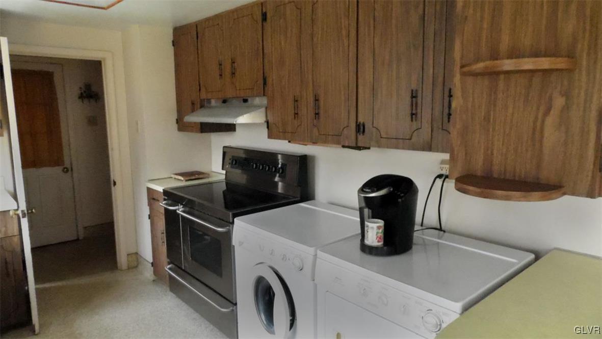1327 Stonesthrow Road Bethlehem, PA 18015 - Photo 15 of 27 Gallery Image 15